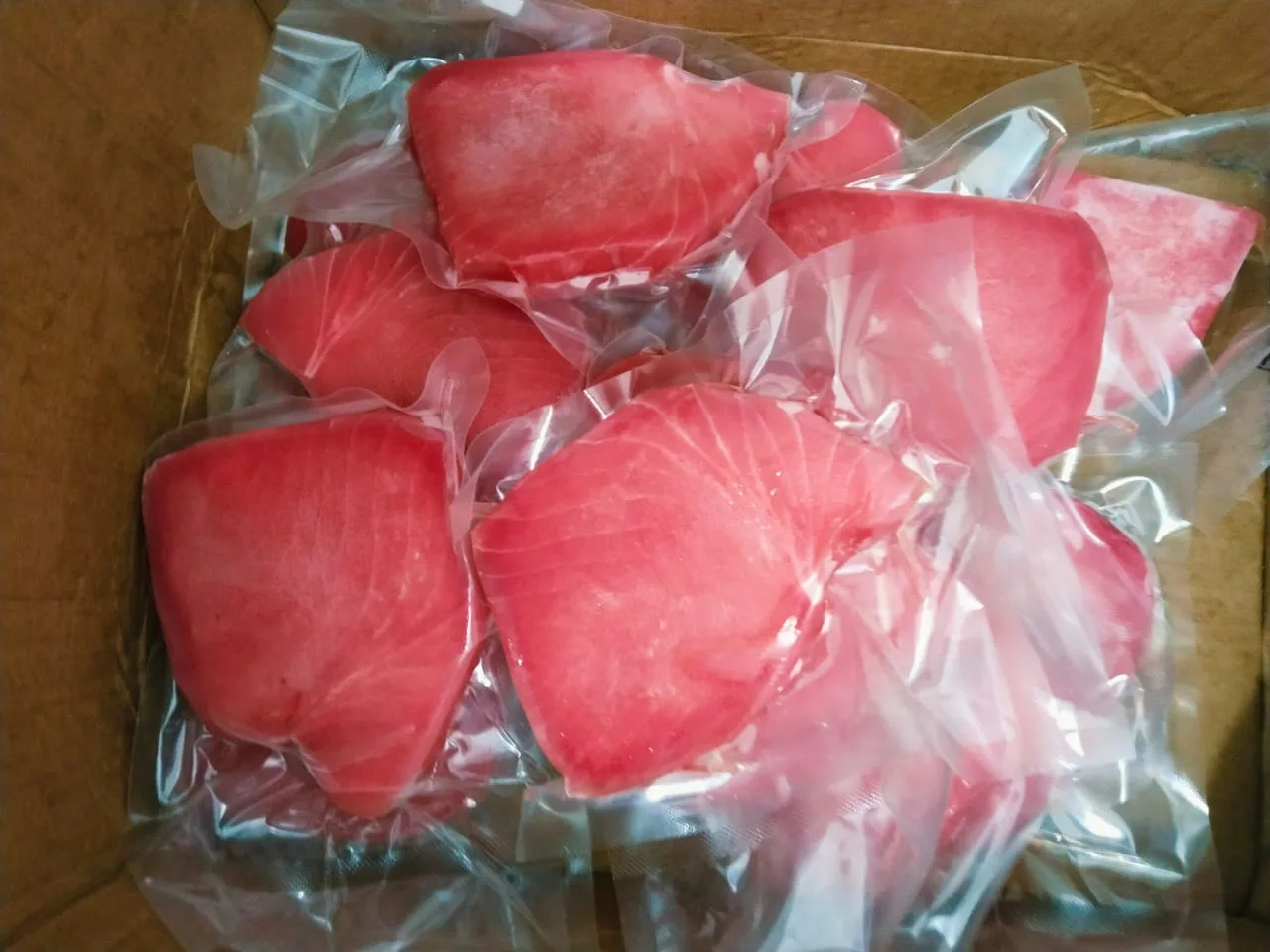 PASIFIC OCEAN TUNA STEAK 1 KG