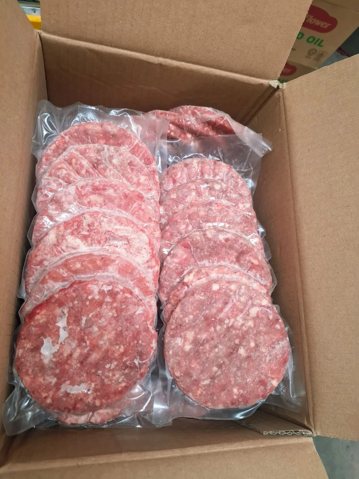 BEEF PATTY BURGER ISI 6 / PACK Halal